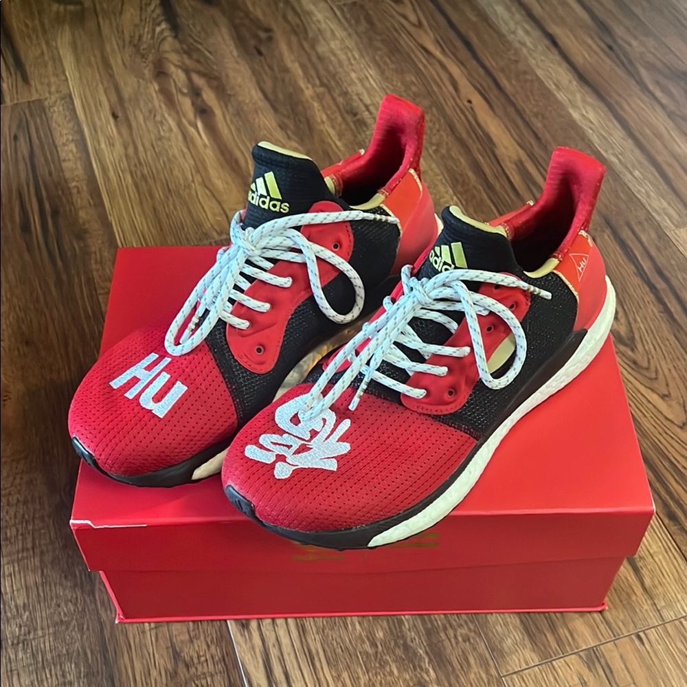 Pharrell x Solar Hu Glide ST 'Chinese New Year'